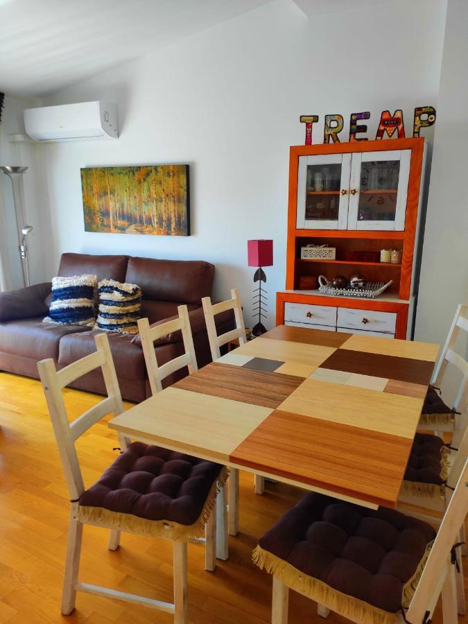 Acogedor Atico Duplex En Trempアパートメント エクステリア 写真
